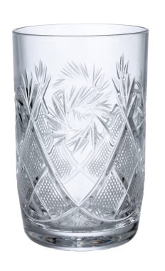 Beyaz arkaplanda izole edilmiş yeni boş bardak