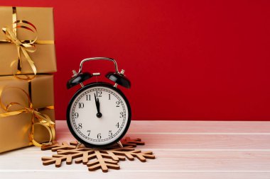 Alarmlı Noel ve Yeni Yıl geri sayım kavramı