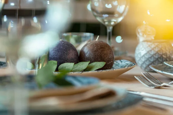 Luksusowe nakrycie stołu na imprezę w restauracji — Zdjęcie stockowe