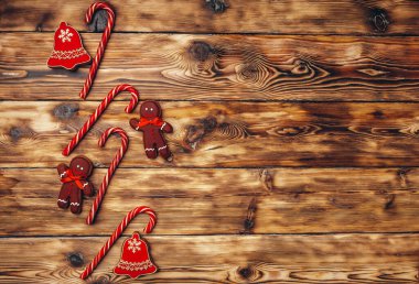 Noel şenlikli zencefilli kurabiyeler, üst manzara.