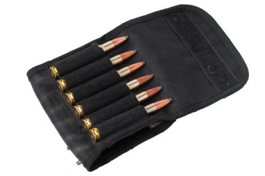 Pirinç kovanları için siyah kutu beyaz üzerine izole