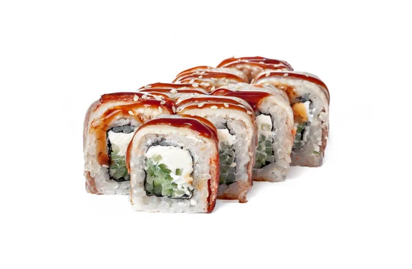 Japán élelmiszer sushi roll elszigetelt fehér alapon — Stock Fotó