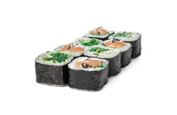 Japonez sushi alimente rulou izolat pe fundal alb — Fotografie, imagine de stoc