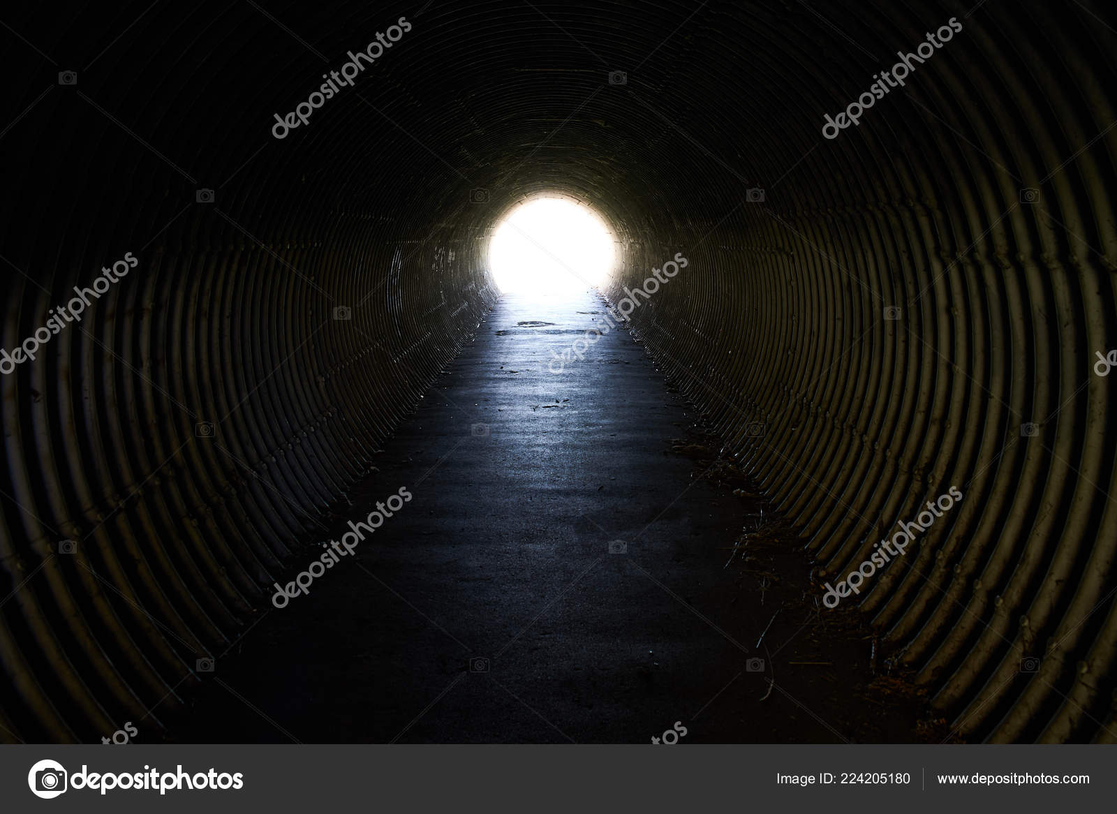 Licht aan het einde van de tunnel - Tsead Bruinja