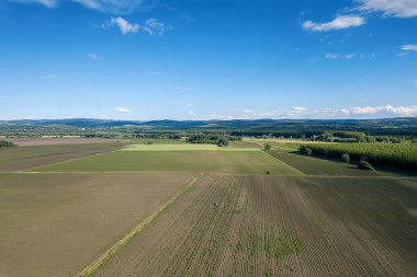 Tarım alanlarının havadan görünüşü. Kırsal, Tarım Manzarası Havacılık Görünümü.