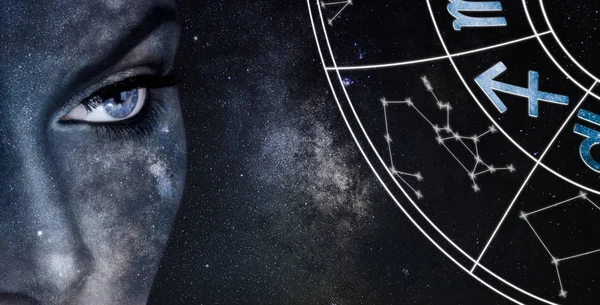 Sagetator Horoscop Semn Astrologie Femei Noapte Cer Fundal — Fotografie, imagine de stoc