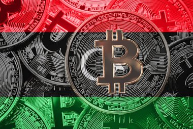 Bitcoin Libya bayrağı yığını. Bitcoin cryptocurrencies kavramı. BTC arka plan.