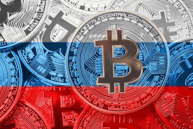 Bitcoin Rusya bayrağı yığını. Bitcoin cryptocurrencies kavramı. BTC arka plan.