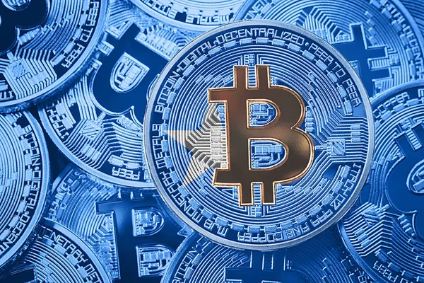 Bitcoin Somali bayrağı yığını. Bitcoin cryptocurrencies kavramı. BTC arka plan.