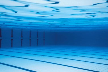 Su altı Boş Yüzme Havuzu. 