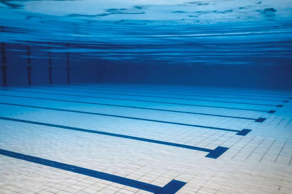 Unterwasser Leeres Schwimmbad — Stockfoto