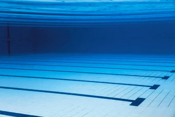 Unterwasser Leeres Schwimmbad — Stockfoto
