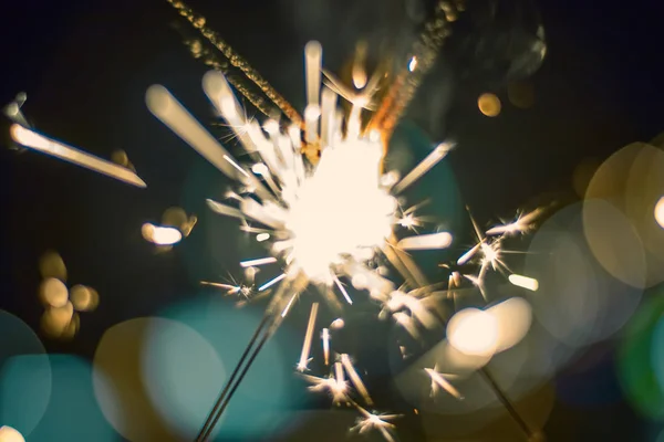 Sparkler Bokeh Brillant Coloré Fond Nuit Avec Scintillement — Photo