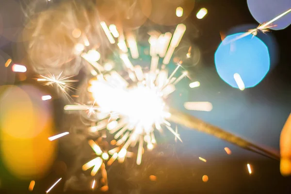 Sparkler Bokeh Brilho Colorido Fundo Noite Com Sparkler — Fotografia de Stock