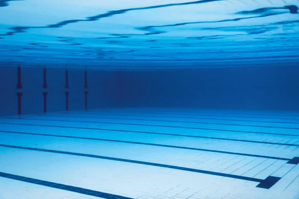 Unterwasser Leeres Schwimmbad — Stockfoto