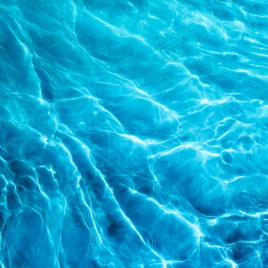 Dalgalı Su, Güneş Yansımalı Su Arkaplanı.