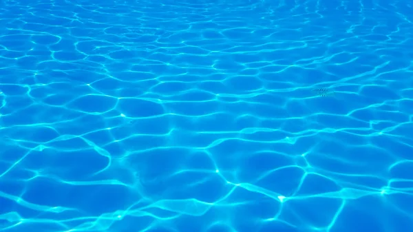 Blauwe Rimpel Water Achtergrond Zwembad Water Zon Reflectie — Stockfoto