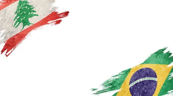 白地にレバノンとブラジルの旗 — ストック写真