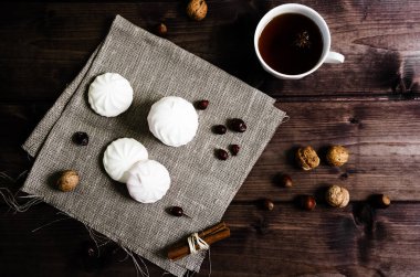 yumuşak marshmallow ile meyve