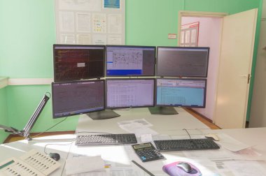 Rusya, St. Petersburg Yük demiryolu araçları dağılması için 16 Eylül 2017-kontrol paneli