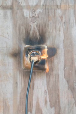 soket ve tel yangın ve duman, yangın