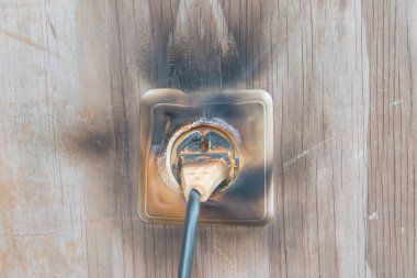 soket ve tel yangın ve duman, yangın