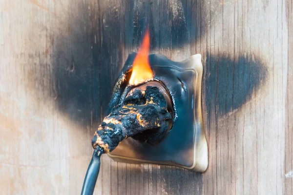 Tomada Arame Fogo Fumaça Fogo — Fotografia de Stock