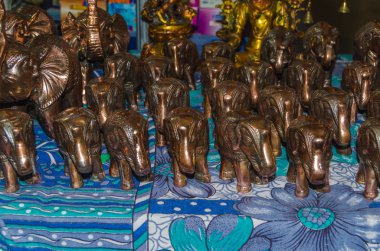 heykelcik, fil oyuncak metal ve ahşap yapılmış