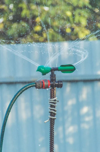 정원에서 물으로 시스템 — 스톡 사진