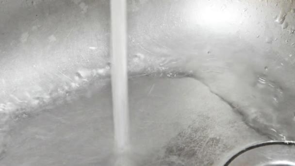 Old Sink Leaks Drips — Stock Video