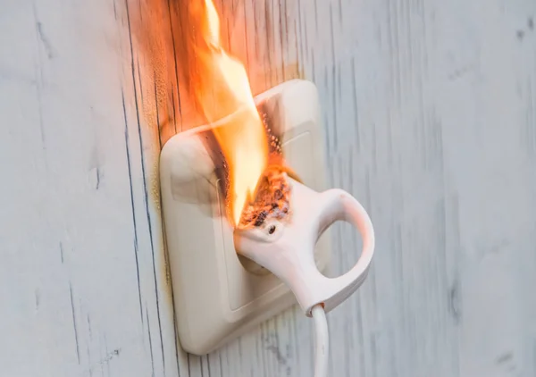 smoke, fire occurred, short circuit wall socket