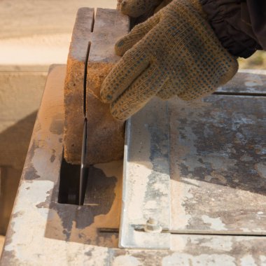 makine üzerinde çalışma taş, lazer disk keser