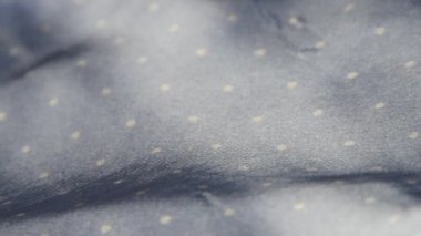 bir kumaş döngüsü dokuyu yakınlaştırır