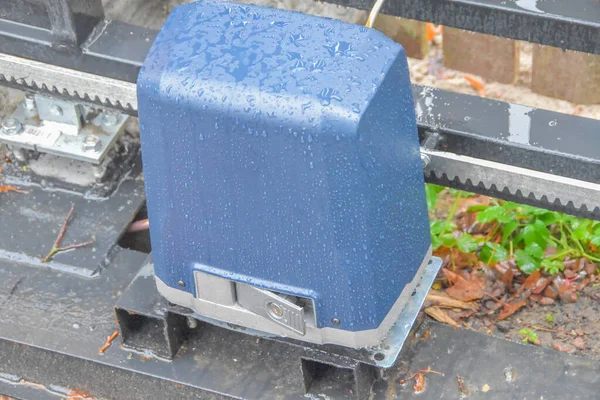 Automatic Gate Mechanism Garden Plot — Stock Photo, Image