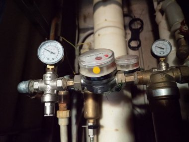 Su sayaçları, su akışı özel ölçüm. Sıhhi tesisat donatım.