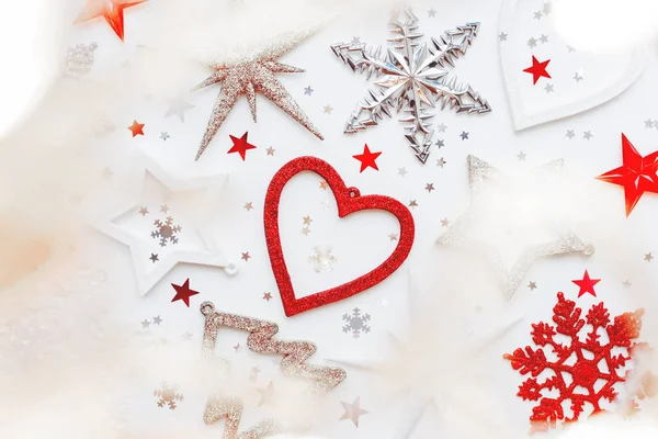 Рождественский Новогодний Фон Блестящей Елкой Сердцем Снежинками Звездными Конфетти Символы — стоковое фото