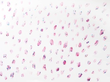 Glitter ile arka plan ile parlak köpüklü rhinestones lekeleri. Pembe zemin.