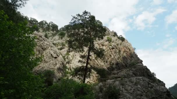 Rocks of Goynuk canyon. Natural landmark in Antalya province of Turkey. — Stock Video