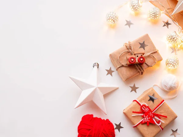 Karácsony Újév Csomagolt Diy Papír Kézműves Ajándékokat Ajándék Dekoráció Játék — Stock Fotó
