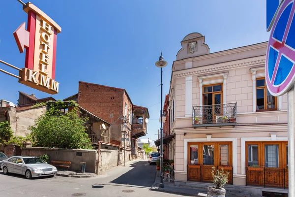 Tbilisi Georgia Maggio 2017 Vecchia Strada Stretta Tbilisi Georgia Balconi — Foto Stock