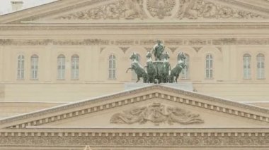 Tanrı Apollon quadriga onun Muses Bolşoy Tiyatrosu üzerinde bronz heykel. Moscow, Rusya Federasyonu.