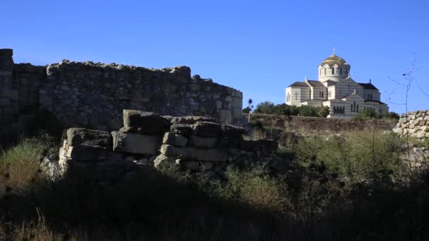 Ruínas Chersonesus Cidade Grega Antiga Perto Sevastopol Moderno Catedral Vladimirs — Vídeo de Stock