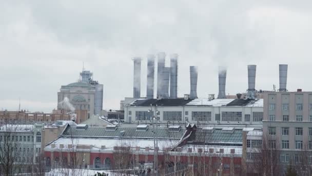 State power station 1 named after P. G. Smidovich is the oldest operating thermal power plant in Russia. Located on the Raushskaya embankment in Moscow, — Stock Video