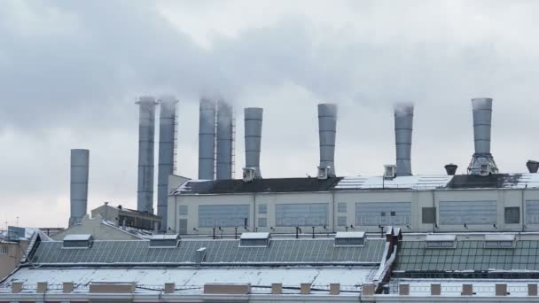 State power station 1 named after P. G. Smidovich is the oldest operating thermal power plant in Russia. Located on the Raushskaya embankment in Moscow, — Stock Video