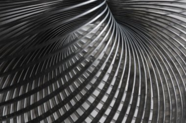 Metal spiral, gerçeküstü algı 