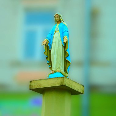 St. Mary, heykeli kasaba Meydanı'nda