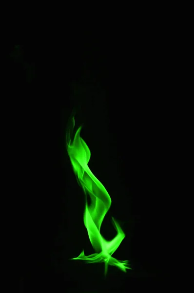 Nádherné Ohnivé Zelené Plameny Černém Pozadí — Stock fotografie