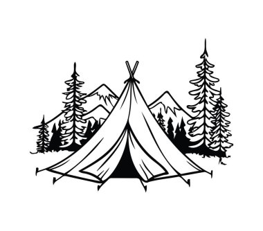 Çam ağaçları ve sıradağlarla çevrili kamp çadırı.