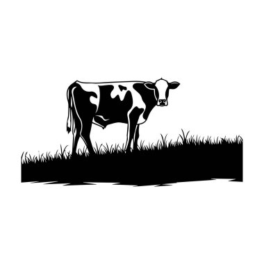 Doğada Yeşil Çimlerde Duran İneğin Siyah ve Beyaz Silueti