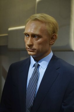 Paris / Fransa - 18 Temmuz 2018: Vladimir Putin, Rusya Devlet Başkanı, Paris'teki Balmumu Müzesi Grevin, Fransa